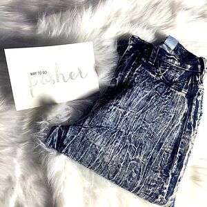 Aphrodite Bleached High Waist Jeans